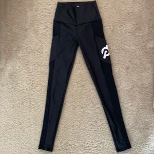 Peloton Black Ribbed Leggings with Pockets. XS.